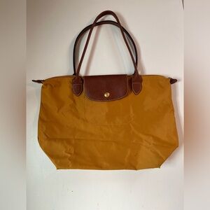 Longchamp le pliage tote, medium